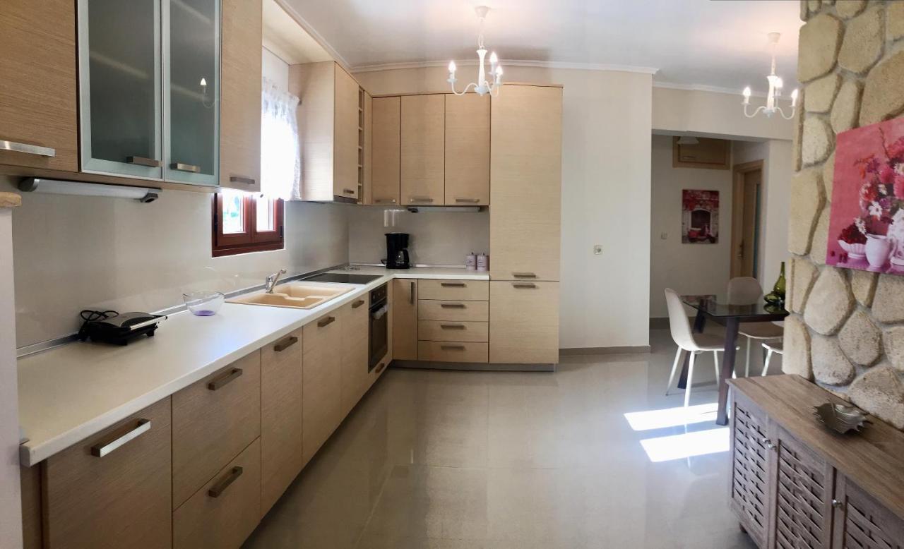 Amfithea House Villa ซีวิรี ภายนอก รูปภาพ