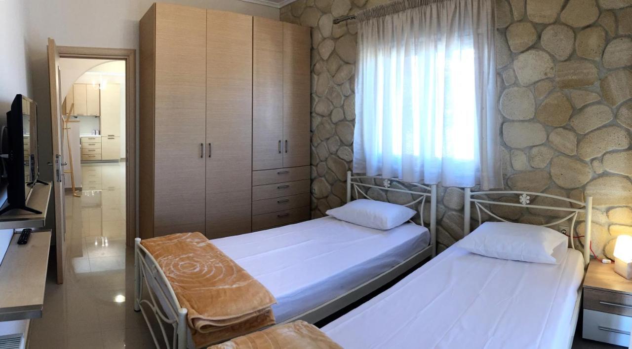 Amfithea House Villa ซีวิรี ภายนอก รูปภาพ